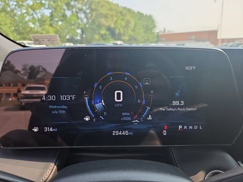 Used 2025 Chevrolet Equinox LT w/ Convenience Package II FWD image 14