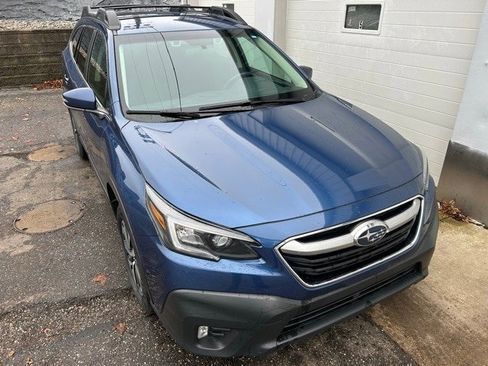 Used 2022 Subaru Outback Premium image 7