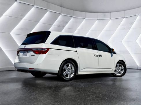 Used 2012 Honda Odyssey Touring image 8