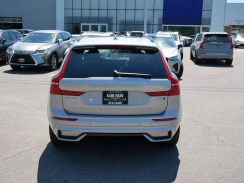 Certified 2025 Volvo XC60 B5 Plus AWD/4WD image 6