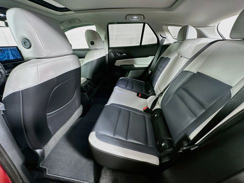 Used 2024 Honda Prologue Touring image 28