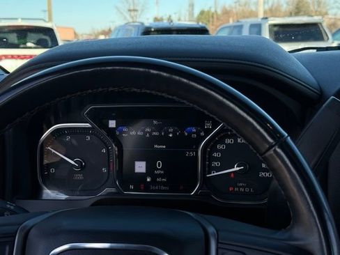 Used 2023 GMC Sierra 2500 Denali w/ Denali Black Diamond Edition image 17