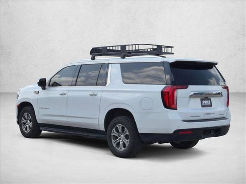 Used 2021 GMC Yukon XL SLE w/ Gmc Pro Safety Plus Package AWD/4WD image 7