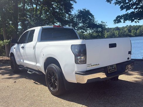 Used 2011 Toyota Tundra 2WD Double Cab w/ Tow Pkg image 8