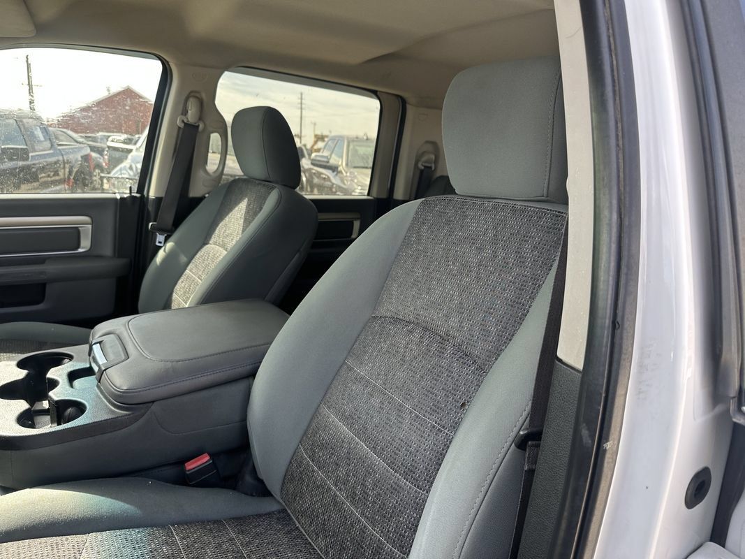Used 2016 RAM 3500 Big Horn AWD/4WD image 34