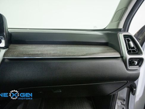 Used 2021 Kia Sorento EX w/ EX AWD X-Line Package image 44