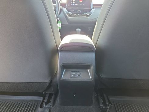 Used 2024 Toyota Corolla LE FWD image 30