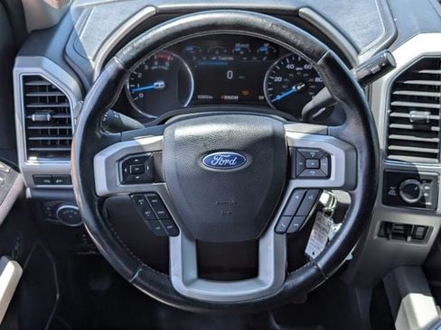 Used 2021 Ford F250 Lariat w/ Lariat Value Package AWD/4WD image 14