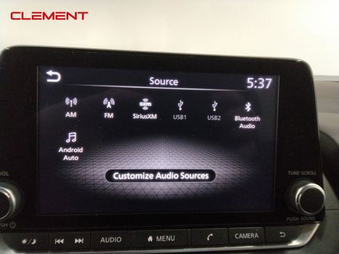 Used 2023 Nissan Rogue SV image 18