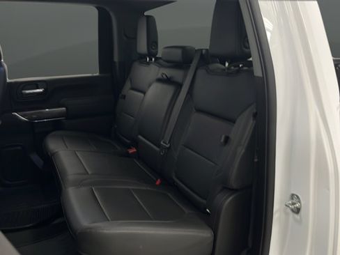 Used 2022 Chevrolet Silverado 2500 LTZ AWD/4WD image 23
