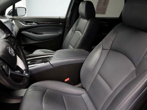 Used 2024 Buick Enclave Essence w/ Sport Touring Edition FWD image 24