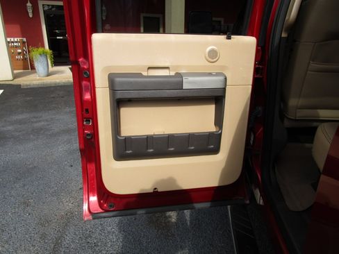 Used 2015 Ford F250 Lariat w/ Lariat Ultimate Package image 23