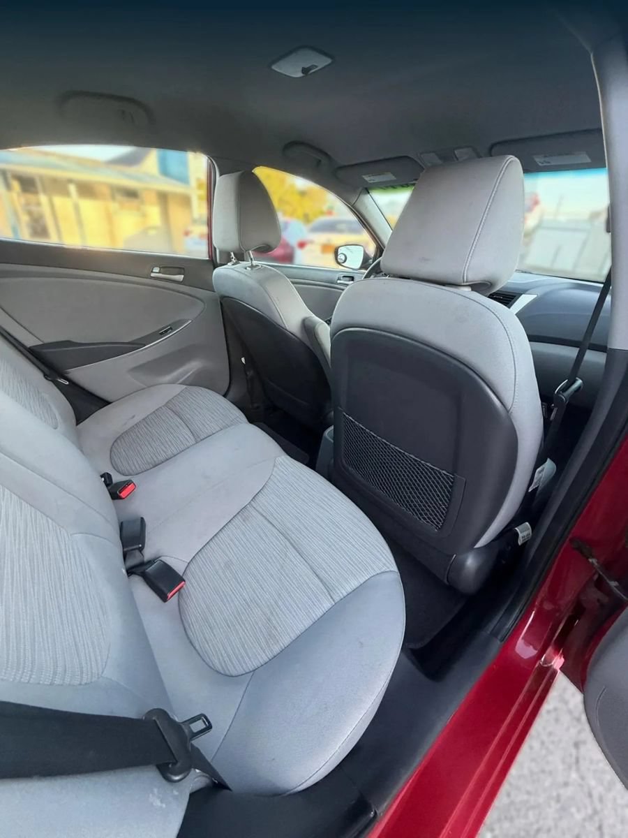Used 2017 Hyundai Accent SE FWD image 17