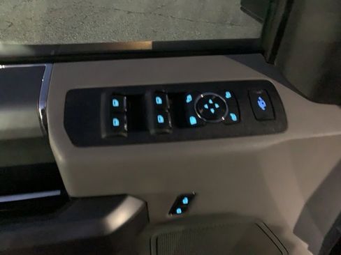 Used 2021 Ford F250 XLT w/ Tremor Off-Road Package image 12