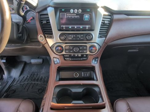Used 2015 Chevrolet Suburban LTZ AWD/4WD image 22
