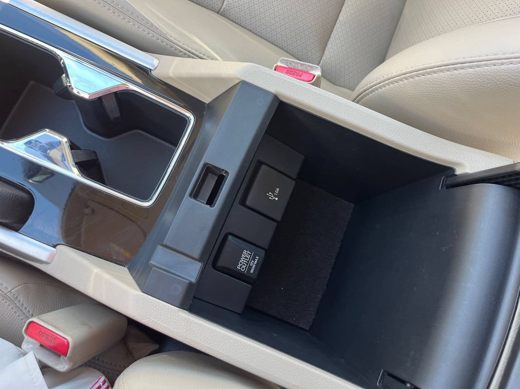 Used 2016 Honda Accord EX-L image 32