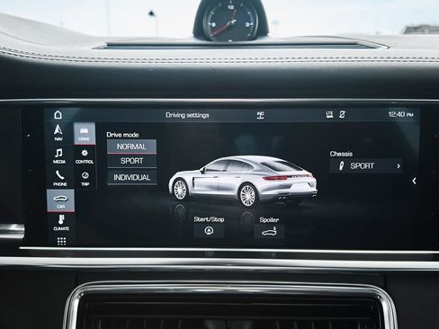 Used 2020 Porsche Panamera 4 AWD/4WD image 34