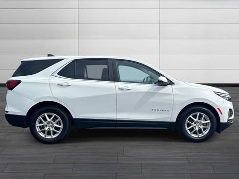 Used 2023 Chevrolet Equinox LT FWD image 3