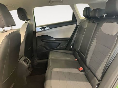 New 2026 Volkswagen Taos SE image 13