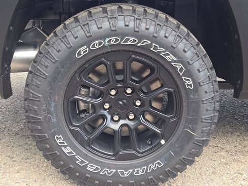 New 2027 RAM 1500 Rebel w/ Rebel Level 2 Equipment Group AWD/4WD image 15