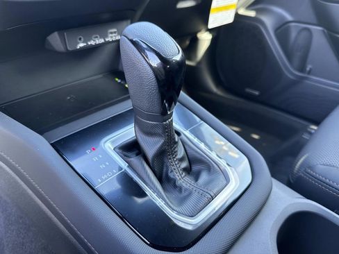 New 2025 Subaru Forester Touring image 32