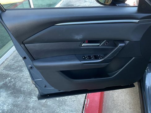 Used 2025 MAZDA CX-50 AWD 2.5 S w/ Select Package image 13