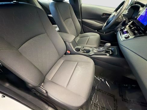 Used 2023 Toyota Corolla LE FWD image 15