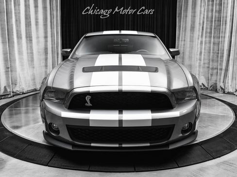Used 2010 Ford Mustang Shelby GT500 image 7