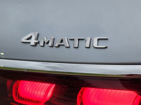 Used 2025 Mercedes-Benz GLS 450 4MATIC image 16