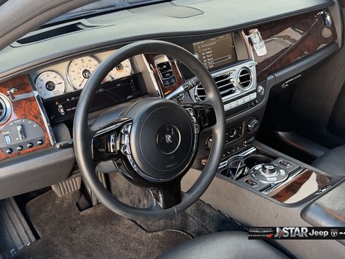 Used 2011 Rolls-Royce Ghost RWD image 9
