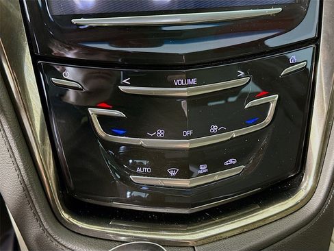 Used 2018 Cadillac CTS Sedan image 17