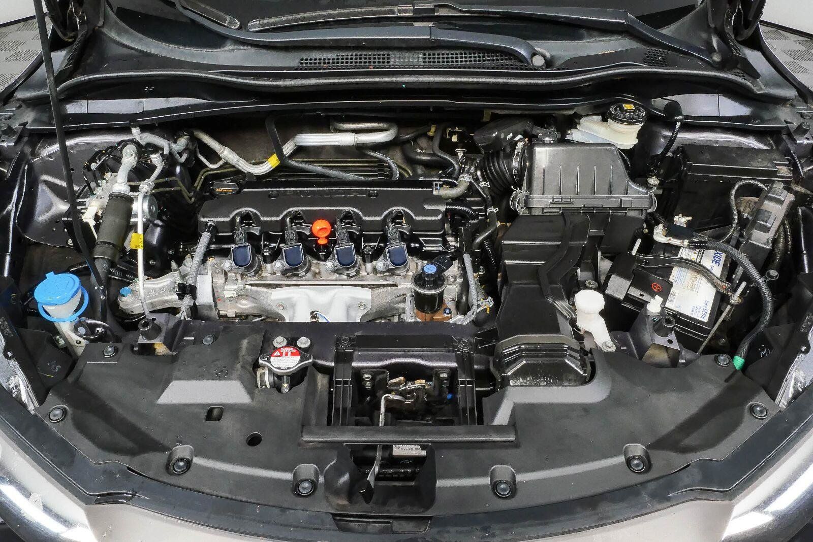 Used 2021 Honda HR-V EX-L image 30