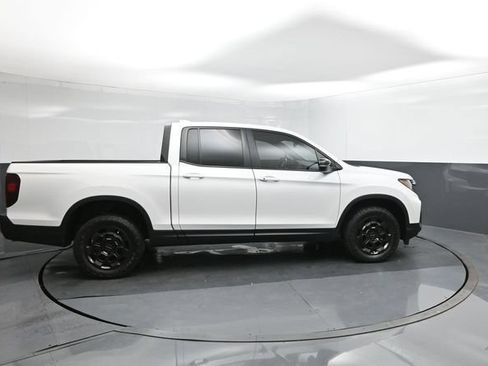 Used 2025 Honda Ridgeline TrailSport+ image 11