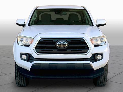 Used 2019 Toyota Tacoma SR5 image 4