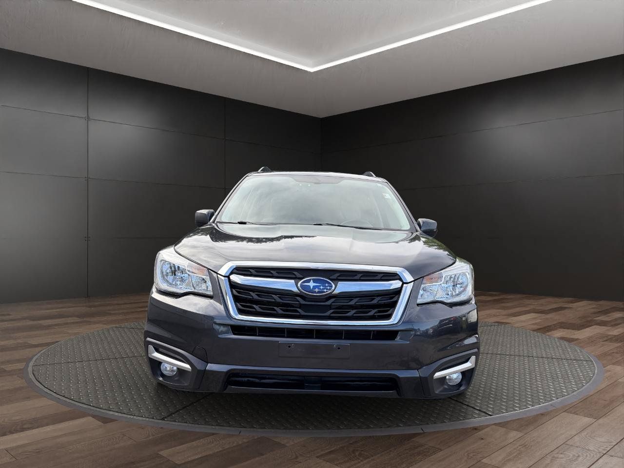 Used 2018 Subaru Forester 2.5i Limited AWD/4WD image 3