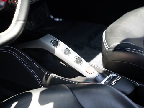 Used 2016 Ferrari 488 GTB RWD image 46