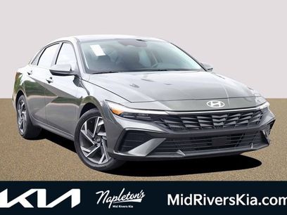 Used 2025 Hyundai Elantra SEL
