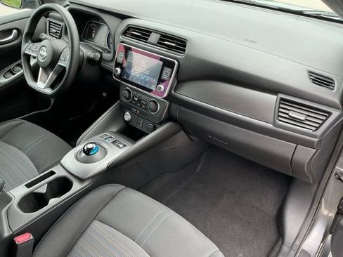 Used 2025 Nissan Leaf S FWD image 15