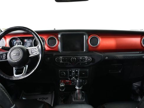 Used 2018 Jeep Wrangler Unlimited Rubicon AWD/4WD image 7