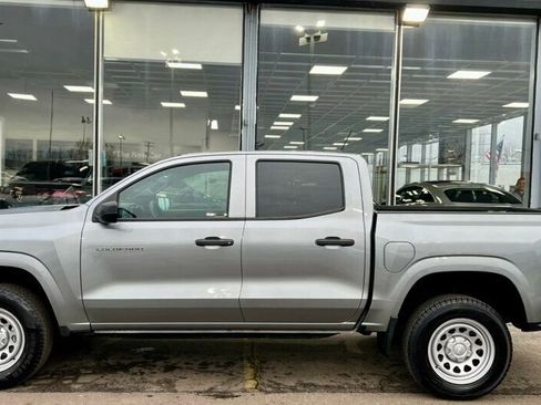 Used 2023 Chevrolet Colorado W/T image 34