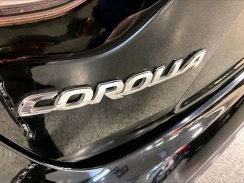 Used 2020 Toyota Corolla SE image 30