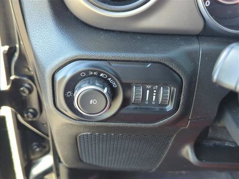 Used 2020 Jeep Wrangler Unlimited Sport S AWD/4WD image 13