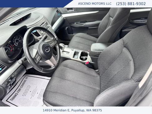 Used 2010 Subaru Legacy 2.5i Premium AWD/4WD image 9