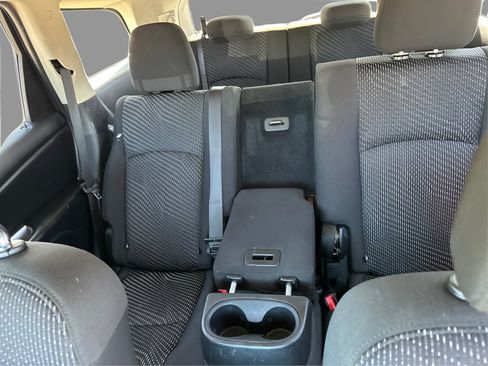 Used 2019 Dodge Journey SE w/ Connectivity Group FWD image 47