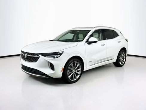Used 2022 Buick Envision Avenir w/ Technology Package II FWD image 3