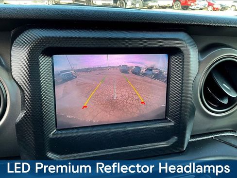 Used 2023 Jeep Wrangler Unlimited w/ Cold Weather Group AWD/4WD image 15