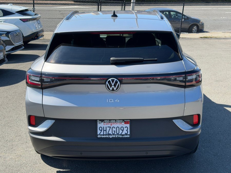 Used 2023 Volkswagen ID.4 Pro RWD image 6