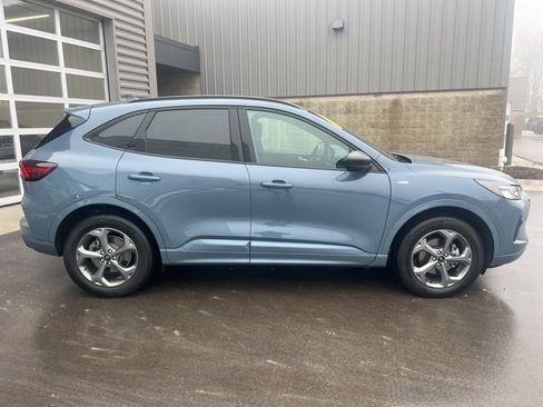 Used 2024 Ford Escape ST-Line w/ Tech Pack #1 image 4