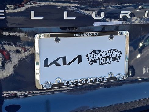 Certified 2024 Kia Telluride S w/ S Sunroof Package image 30