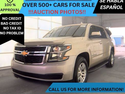 Used 2017 Chevrolet Suburban LT RWD image 1